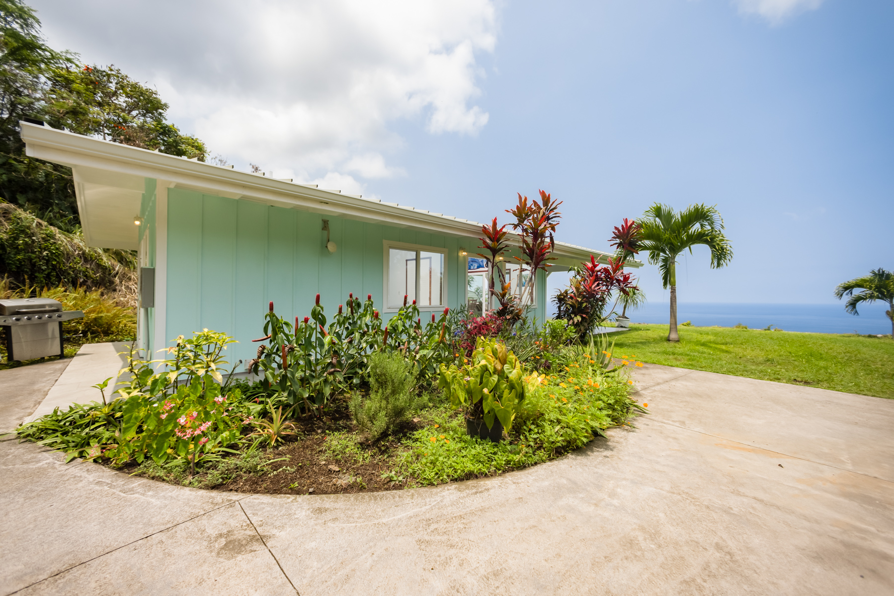 Residential in Captain Cook 5