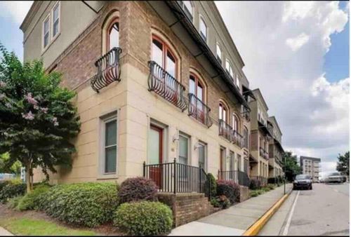 unit-1-384 16th St Nw, Atlanta, GA, 30363-2022 | Card Image