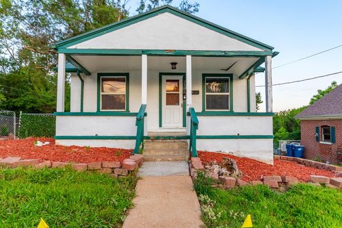 216 Pierce St, JEFFERSON CITY, MO, 65101 | Card Image