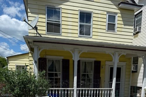 45 Phoenix Ave, Morristown, NJ, 07960-5013 | Card Image