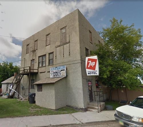 300 Albert St, Radisson, SK, S0K0A4 | Card Image