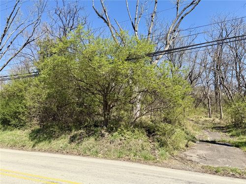 329 Mckee Rd, N Versailles, PA, 15137-2405 | Card Image