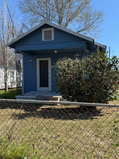 721 S Hopkins St, New Iberia, LA, 70560-5245 | Card Image