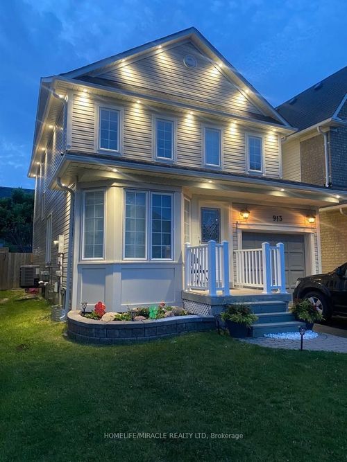 913 Taggart Cres, Oshawa, ON, L1K0E4 | Card Image