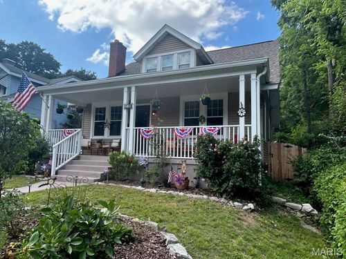 329 Stark Ct, Webster Groves, MO, 63119-3146 | Card Image