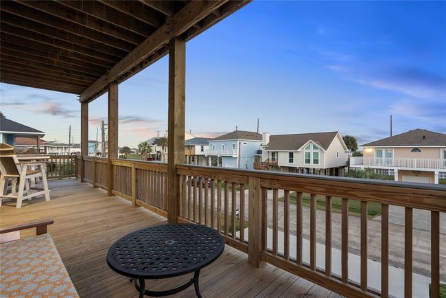 22318 Vista Del Mar, House other with 4 bedrooms, 3 bathrooms and 5 parking in Galveston TX | Image 27
