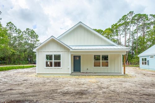 200 13th St, Apalachicola, FL, 32320-1332 | Card Image