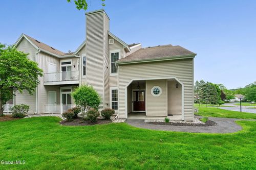 213 Diamond Rock Cir, Troy, NY, 12182-1652 | Card Image