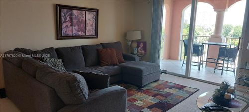 9601-19501 E Country Club Dr, Aventura, FL, 33180-2551 | Card Image
