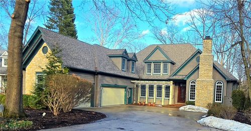 275-285 Quarrystone Ln, Berea, OH, 44017-2564 | Card Image