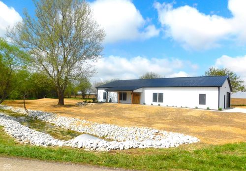 2311 N County Road 450 W, Greensburg, IN, 47240-9477 | Card Image