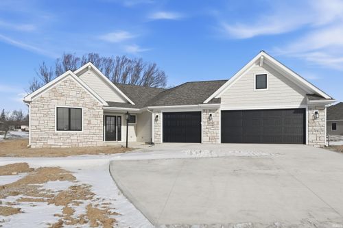9331 Fuji Cv, Fort Wayne, IN, 46835-0040 | Card Image