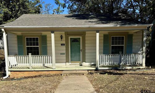 216 E Rix St, Tyler, TX, 75701-1729 | Card Image