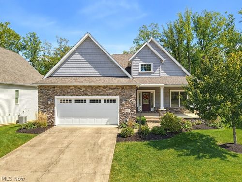 13461 Prescott Ln, Strongsville, OH, 44136-6735 | Card Image