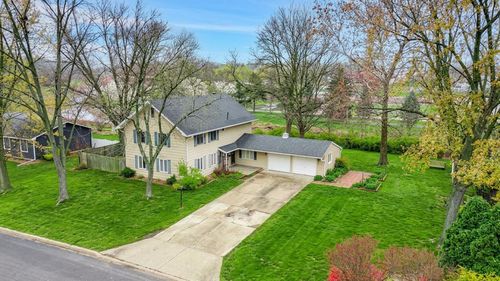 181 Tilton Park Dr, Dekalb, IL, 60115-1939 | Card Image