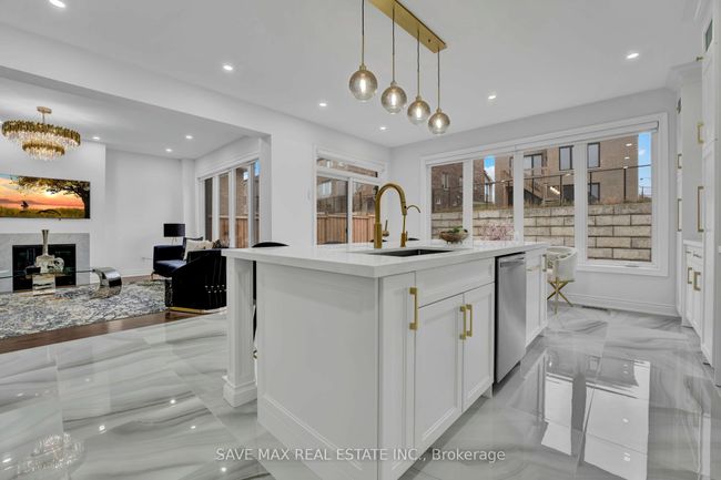 112 Holland Vista St, House other with 5 bedrooms, 4 bathrooms and 2 parking in Holland Landing ON | Image 13