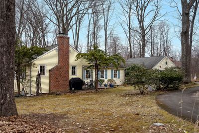 280 E Hill Road, House other with 3 bedrooms, 2 bathrooms and null parking in Canton CT | Image 3