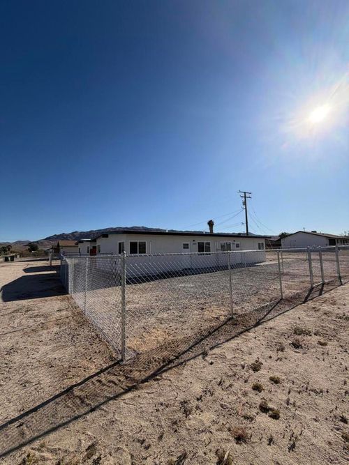 74031 Gorgonio Dr, 29 Palms, CA, 92277-2713 | Card Image