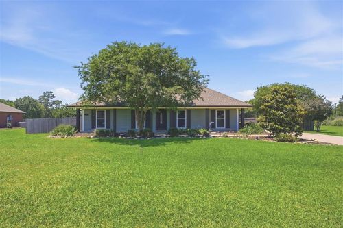 5546 Brady Joseph Ln, Iowa, LA, 70647-5231 | Card Image