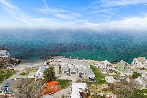 apt-3-48 Valley Beach Ave, Hull, MA, 02045-3265 | Card Image