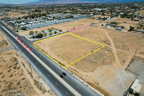 14285 Palmdale Rd, Victorville, CA, 92392-2631 | Card Image