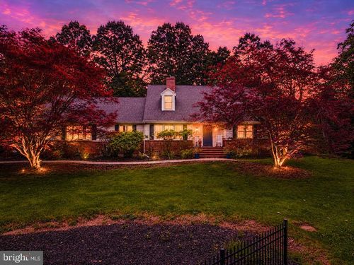 4992 Scrabble Rd, SHEPHERDSTOWN, WV, 25443-4171 | Card Image