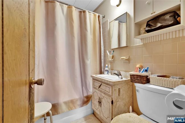 207 New York Ave, House other with 4 bedrooms, 1 bathrooms and null parking in Bergenfield NJ | Image 11