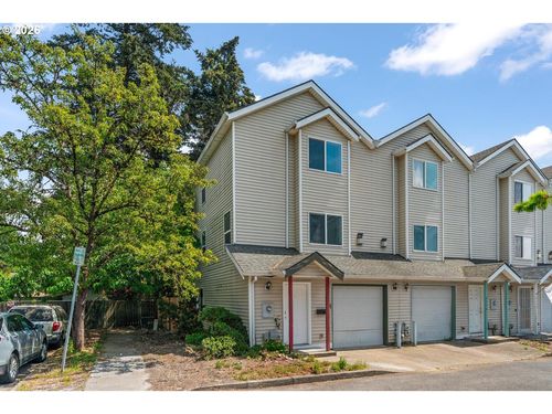 2326 Se Lee Ln, Portland, OR, 97233 | Card Image
