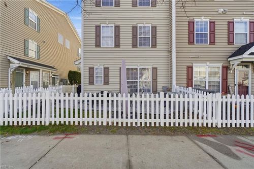 153-618 Teton Cir, Suffolk, VA, 23435-3389 | Card Image