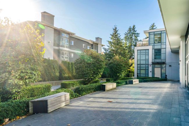 2604 - 4900 Lennox Lane, Condo with 2 bedrooms, 2 bathrooms and 1 parking in Burnaby BC | Image 32