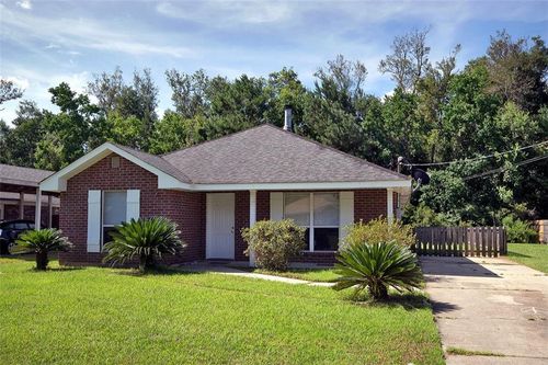 160 S Cherrywood Ln, Pearl River, LA, 70452-3456 | Card Image