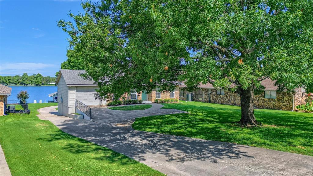 Kiowa Dr, Gainesville, TX 76240