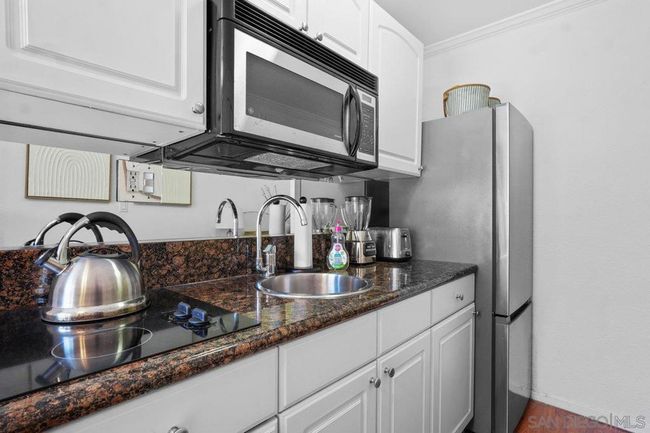 APT-122 - 1021 Scott St, Condo with 0 bedrooms, 1 bathrooms and 1 parking in San Diego CA | Image 5
