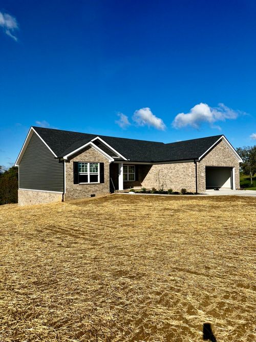 235 Liam Way, Paint Lick, KY, 40461 | Card Image