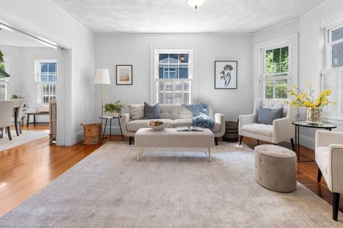 109 Lake View Ave, Cambridge, MA, 02138-3366 | Card Image