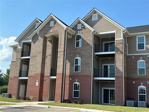 131 Harmony Meadows Ct, Dardenne Prairie, MO, 63368-8123 | Card Image