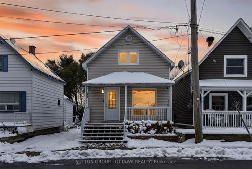 532 St Jean St, Rockland, ON, K4K1K9 | Card Image