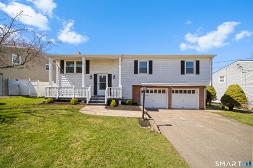 25 Greenview Dr, Waterbury, CT, 06708-3907 | Card Image
