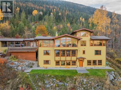 1630 Knox Rd, House other with 5 bedrooms, 5 bathrooms and 4 parking in Nelson BC | Image 1