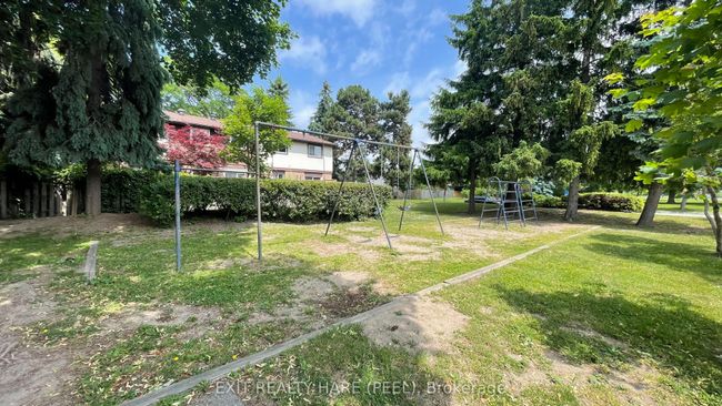 51 - 93 Hansen Rd N, Condo with 3 bedrooms, 2 bathrooms and 1 parking in Brampton ON | Image 32