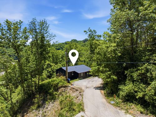 240 Robbie Ridge Rd, Stanton, KY, 40380 | Card Image