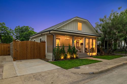830 W Canty St, Dallas, TX, 75208-3918 | Card Image