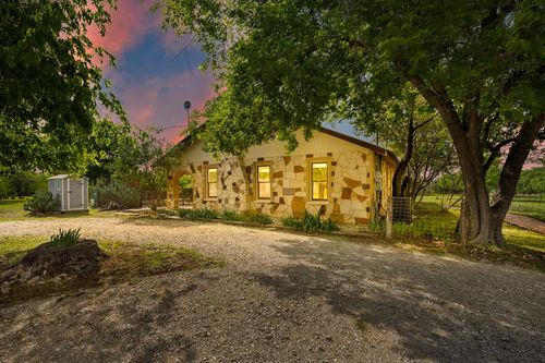 1237 Hollmig Lane, Fredericksburg, TX, 78642 | Card Image