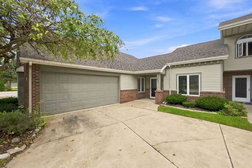 9443 Van Buren St, Crown Point, IN, 46307-1724 | Card Image
