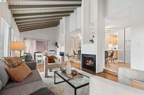 104-810 810 Oak Grove Rd, Concord, CA, 94518 | Card Image