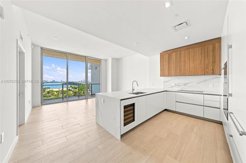 708-1400 Biscayne Blvd, Miami, FL, 33132 | Card Image
