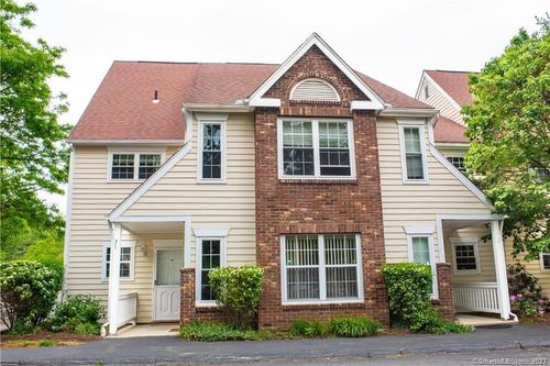unit-b-15 Janet Cir, Bridgeport, CT, 06606-2661 | Card Image