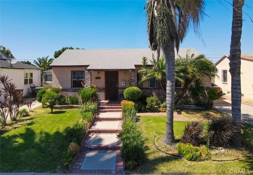 2225 W 153rd St, Compton, CA, 90220-2611 | Card Image