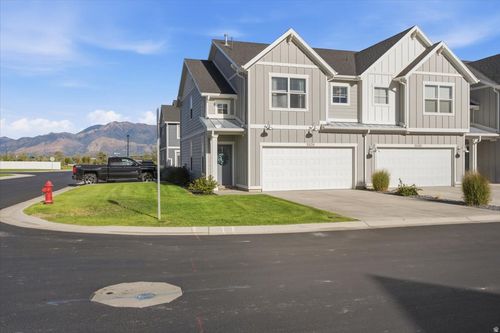 3528 S 4300 W, West Haven, UT, 84401-8016 | Card Image