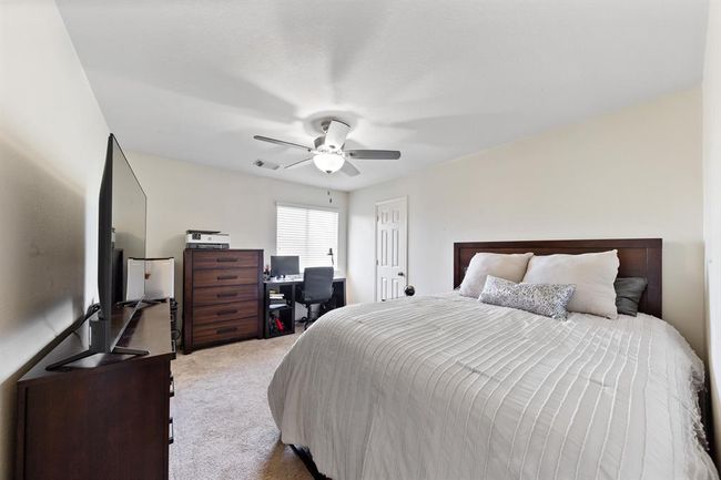 1901 Plum Falls Ln, House other with 6 bedrooms, 4 bathrooms and 2 parking in Pearland TX | Image 22